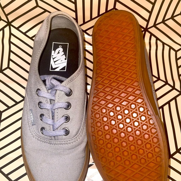 Cool Grey low top Vans - Picture 3 of 3